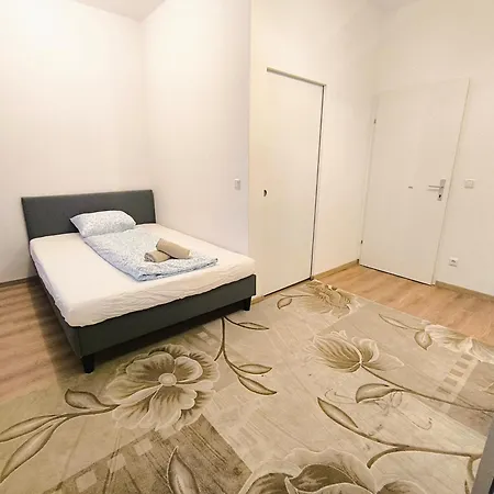 Apartamento 2 *